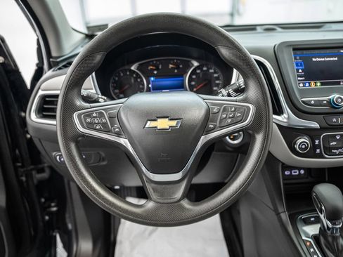 Used 2022 Chevrolet Equinox LS w/ LS Convenience Package AWD/4WD image 25