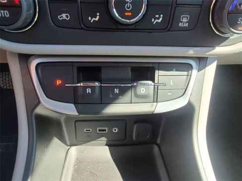 Certified 2023 GMC Terrain SLE w/ Driver Convenience Package image 15