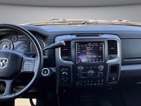 Used 2018 RAM 2500 Power Wagon w/ Leather & Luxury Group AWD/4WD image 10