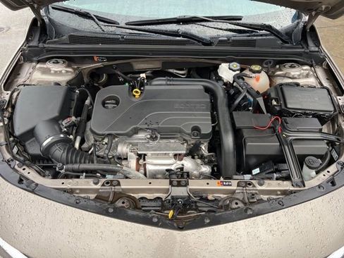 Used 2024 Chevrolet Malibu LT image 17