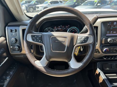 Used 2018 GMC Sierra 3500 Denali w/ Duramax Plus Package image 24