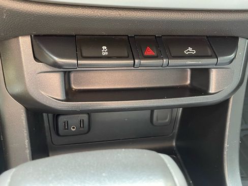 Used 2020 Chevrolet Colorado LT RWD image 12
