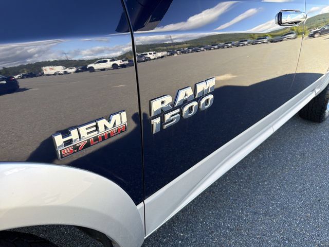Used 2016 RAM 1500 Laramie w/ Convenience Group AWD/4WD image 33