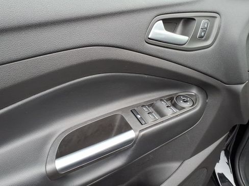 Used 2019 Ford Escape SE AWD/4WD image 14