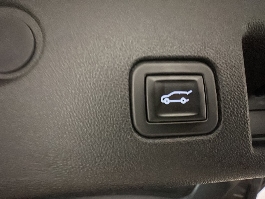 Used 2020 Chevrolet Equinox LT AWD/4WD image 21