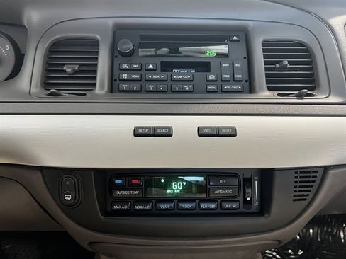 Used 2008 Mercury Grand Marquis LS image 38