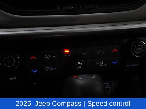 Used 2025 Jeep Compass Limited AWD/4WD image 22
