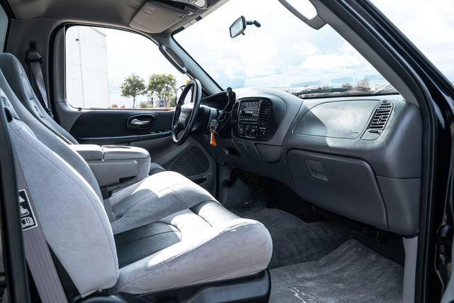 Used 2003 Ford F150 Lightning RWD image 24