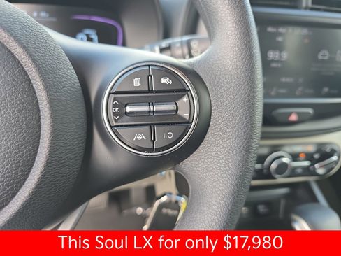 Used 2024 Kia Soul LX w/ Option Group 015 image 24