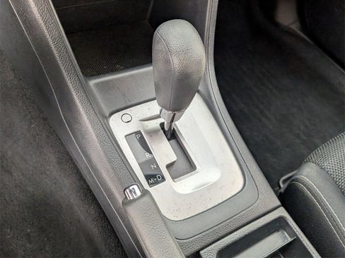 Used 2015 Subaru Crosstrek 2.0i Premium image 19