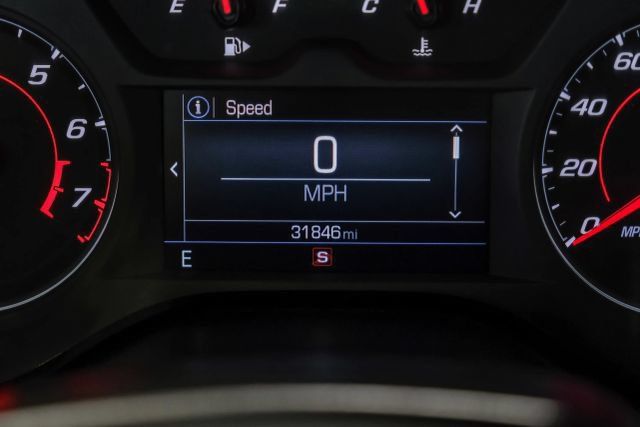 Used 2021 Chevrolet Camaro LT RWD image 21
