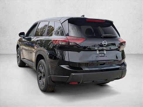 New 2026 Nissan Rogue SV image 8