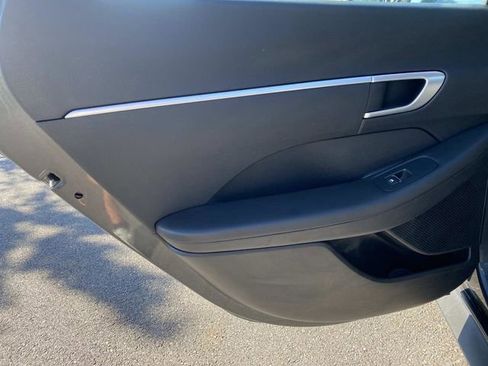 Used 2023 Hyundai Sonata SE FWD image 12