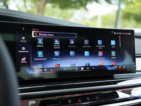 New 2026 BMW i7 xDrive60 AWD/4WD image 34