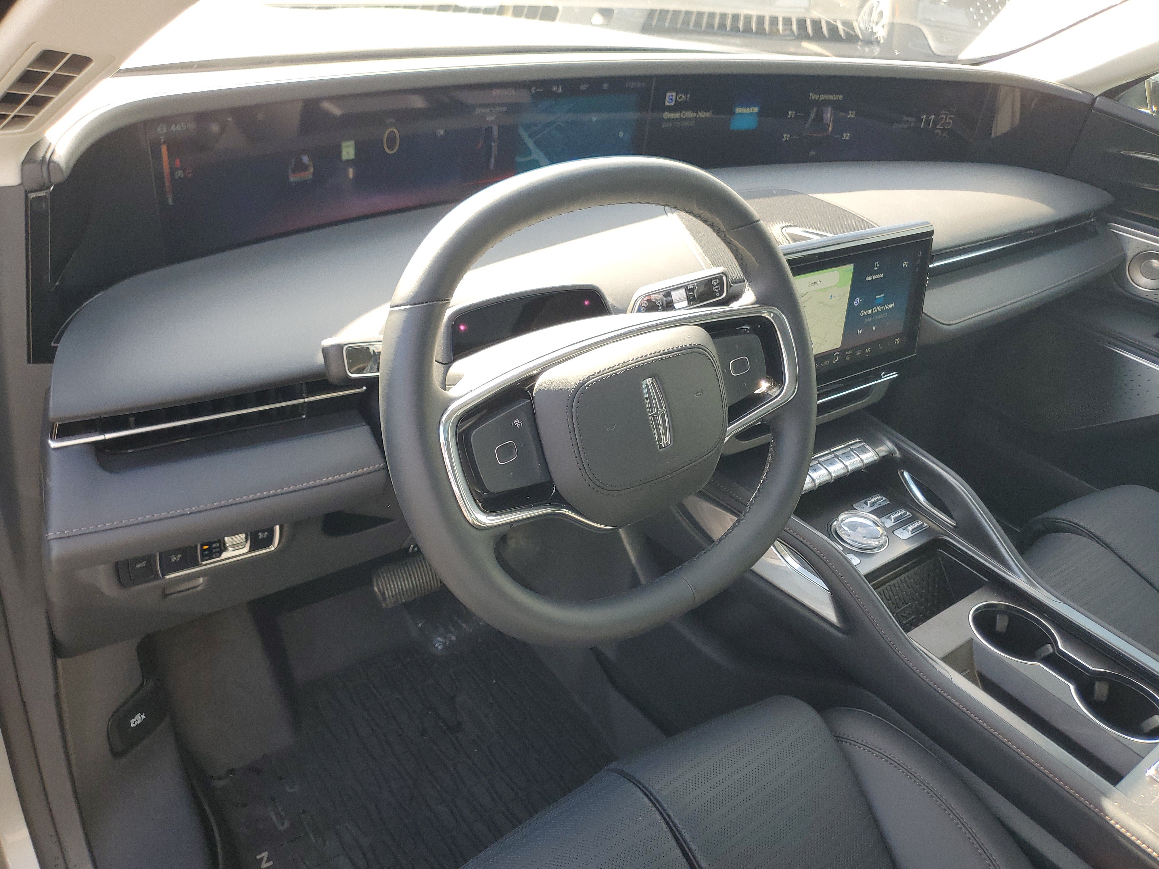 New 2026 Lincoln Nautilus Reserve AWD/4WD image 13