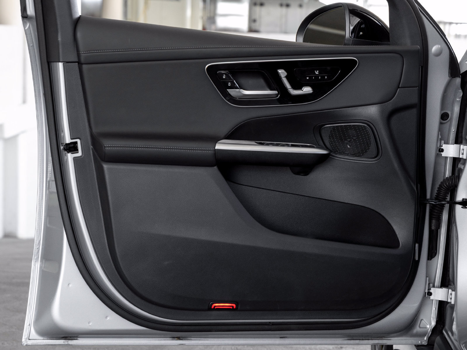 Certified 2026 Mercedes-Benz GLC 300 4MATIC image 9