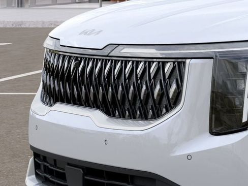New 2026 Kia Carnival FWD image 12