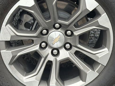 Used 2023 Chevrolet Silverado 1500 High Country image 6