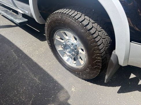 Used 2010 Ford F250 4x4 SuperCab Super Duty image 8