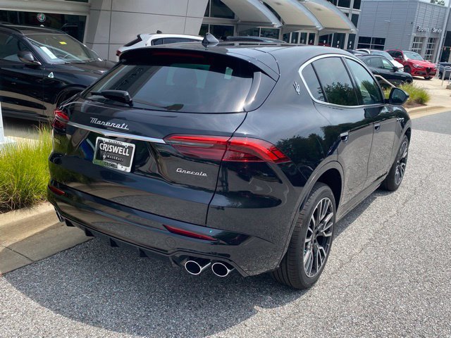 Used 2025 Maserati Grecale GT AWD/4WD image 5