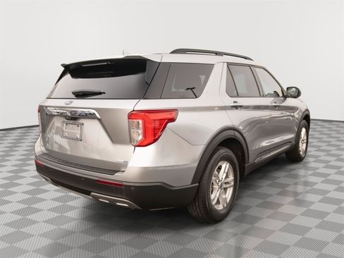 Used 2020 Ford Explorer XLT w/ Equipment Group 202A image 26