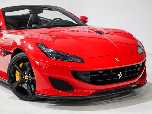 Used 2020 Ferrari Portofino image 25