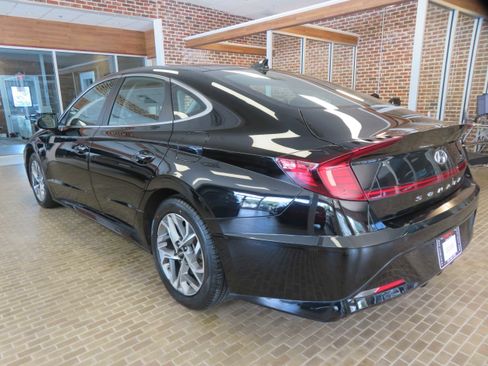 Used 2023 Hyundai Sonata SEL w/ Convenience Package FWD image 6