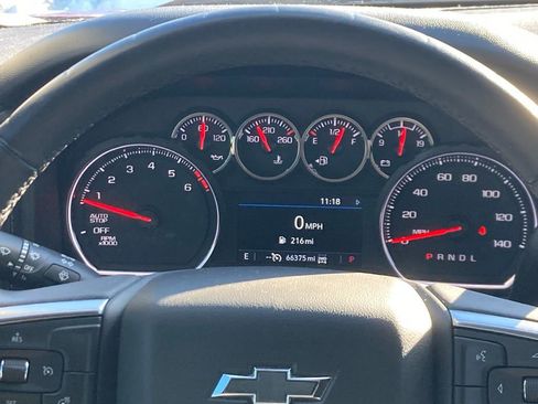 Used 2021 Chevrolet Silverado 1500 LT Trail Boss w/ LPO, Dark Essentials Package image 15