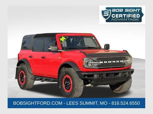 Used 2024 Ford Bronco Badlands image 1