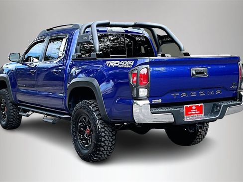 Used 2022 Toyota Tacoma TRD Off-Road image 4