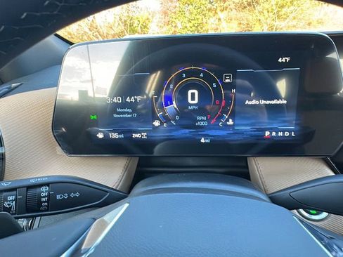 New 2026 Chevrolet Equinox ACTIV w/ Convenience Package III image 24