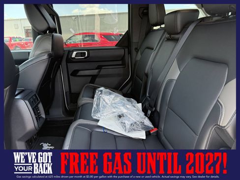 New 2025 Ford Bronco Outer Banks w/ Black Appearance Package AWD/4WD image 15
