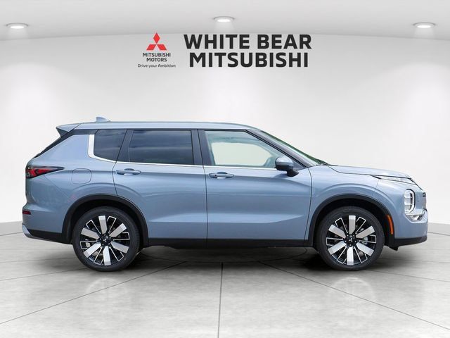 Used 2026 Mitsubishi Outlander SE AWD/4WD image 6