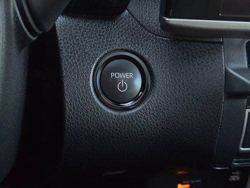 Used 2025 Toyota Camry XLE w/ Premium Package AWD/4WD image 23