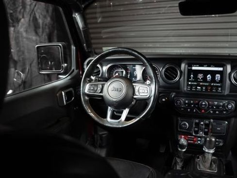 Used 2021 Jeep Wrangler Unlimited Rubicon w/ Trailer Tow Package image 5