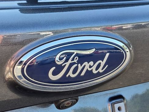 Used 2018 Ford Escape SEL FWD image 19