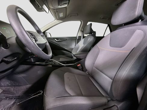 Used 2026 Kia Niro LX FWD image 21
