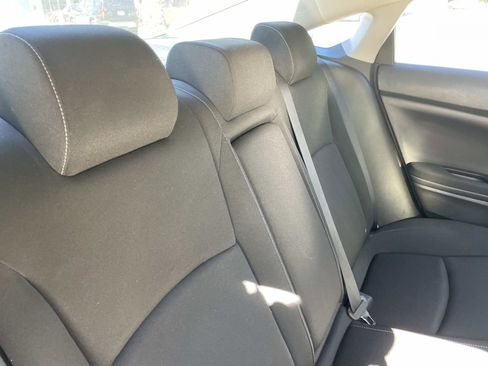 Used 2018 Honda Civic EX-T image 19