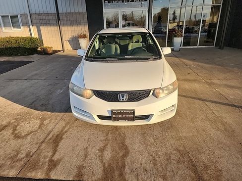 Used 2011 Honda Civic LX image 2