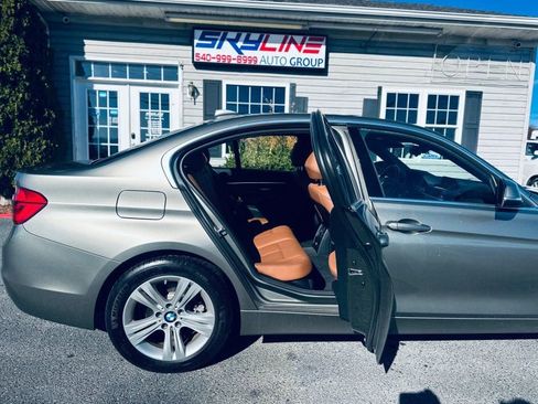 Used 2017 BMW 330i xDrive Sedan image 11