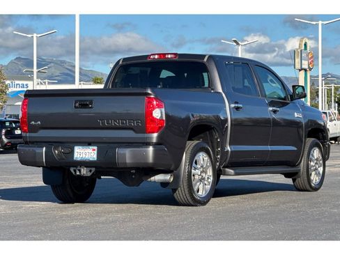 Used 2017 Toyota Tundra Platinum image 4