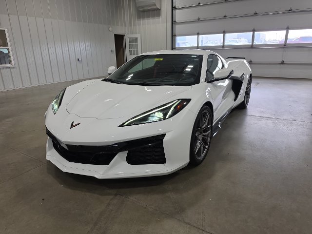 Used 2023 Chevrolet Corvette Z06 RWD image 4