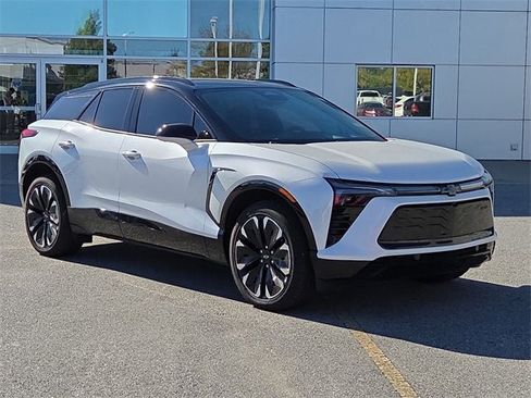 New 2025 Chevrolet Blazer EV RS image 7