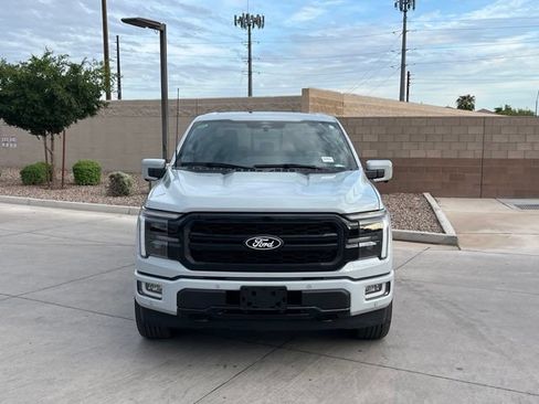 Used 2019 Ford F150 Lariat w/ Equipment Group 502A Luxury AWD/4WD image 3