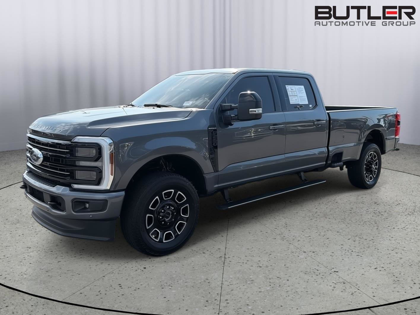 Certified 2025 Ford F250 Platinum w/ FX4 Off-Road Package AWD/4WD image 2