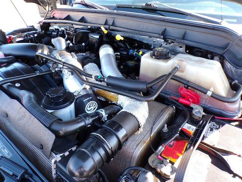 Used 2015 Ford F250 Lariat w/ Lariat Ultimate Package image 22