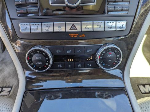 Used 2015 Mercedes-Benz SL 400 2dr Roadster SL 400 image 26