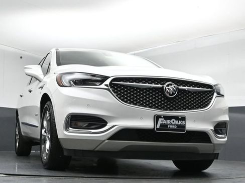 Used 2019 Buick Enclave Avenir w/ Avenir Technology Package AWD/4WD image 38