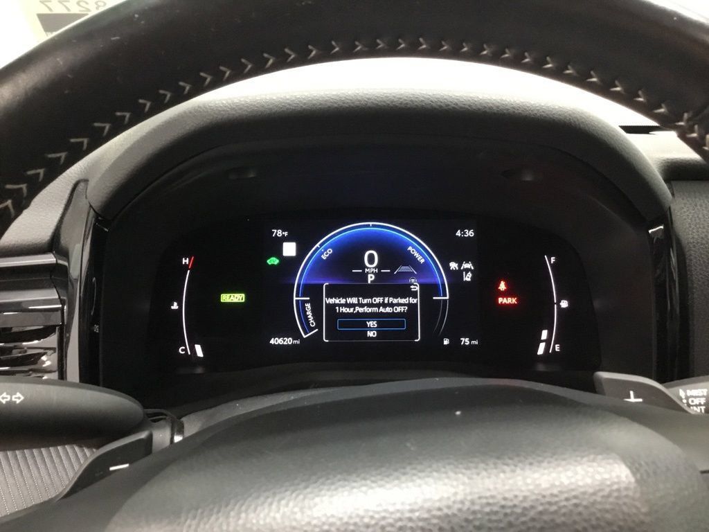 Used 2025 Toyota Camry SE FWD image 12