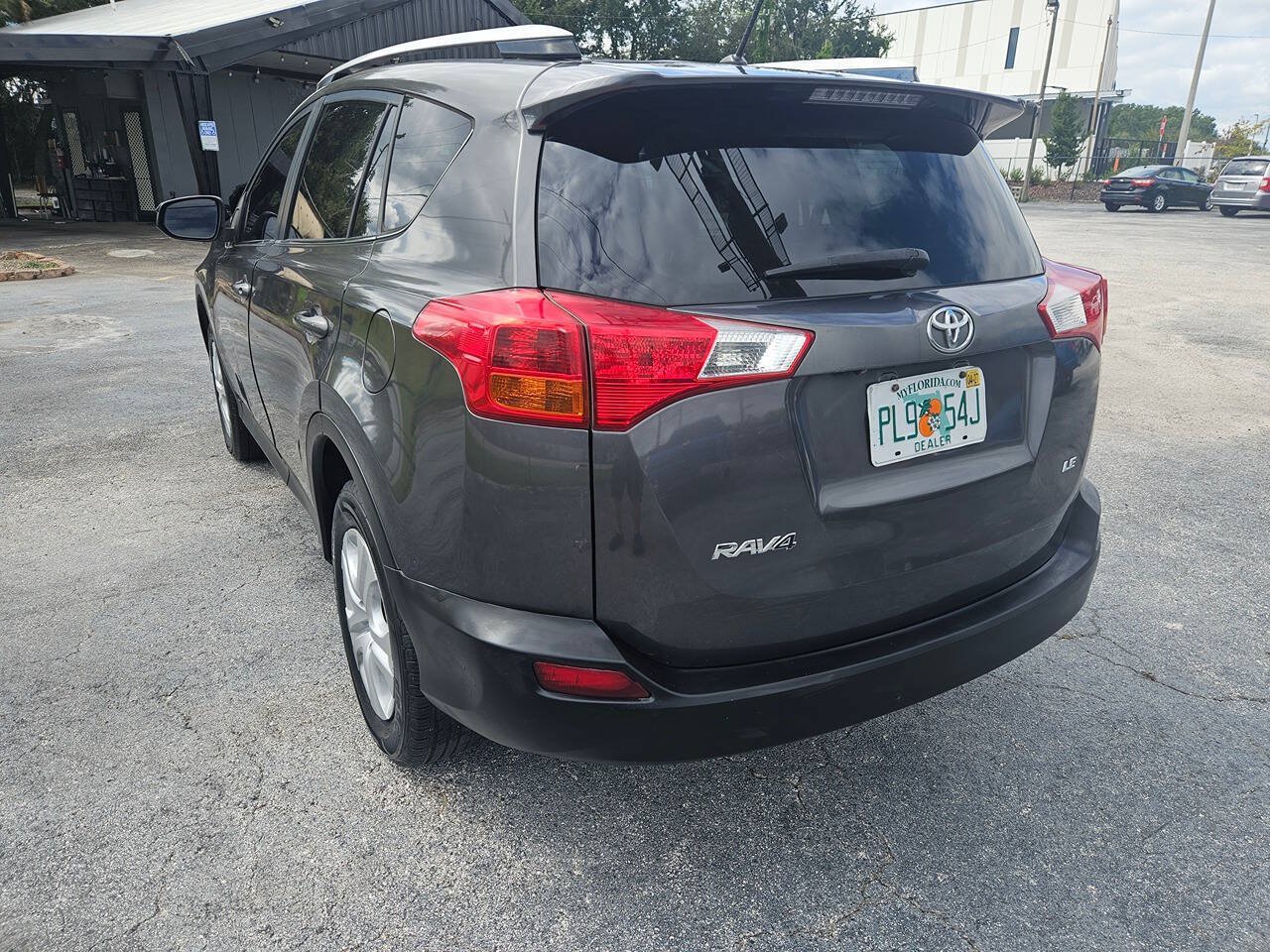 Used 2014 Toyota RAV4 LE FWD image 7